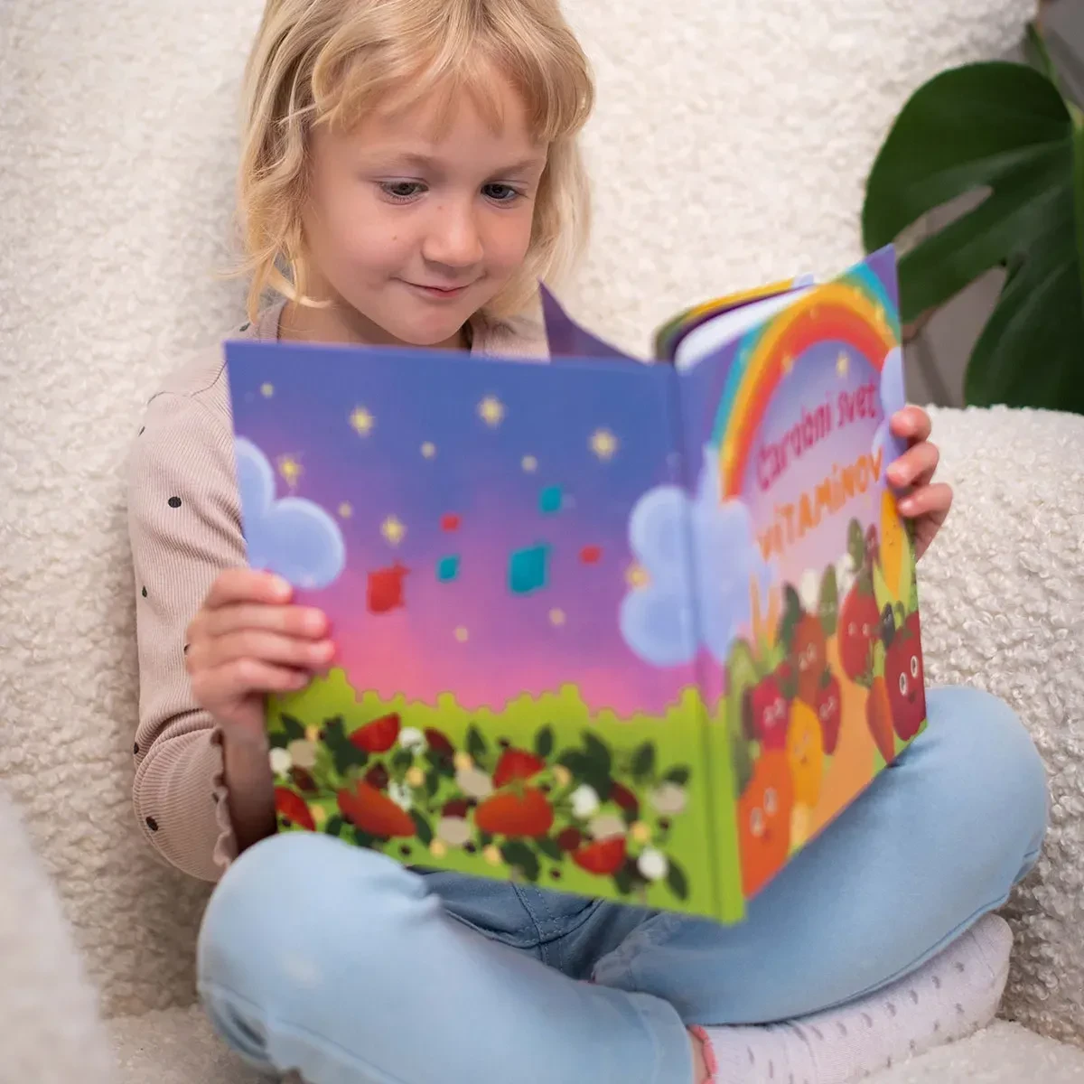 Knjiga za otroke: Čarobni svet vitaminov 