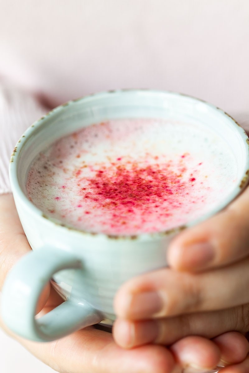 Pink latte mix iz ekološke pridelave 